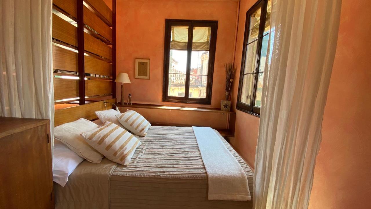 Ca' Romantica - Big Appartment At Accademia ヴェネツィア エクステリア 写真